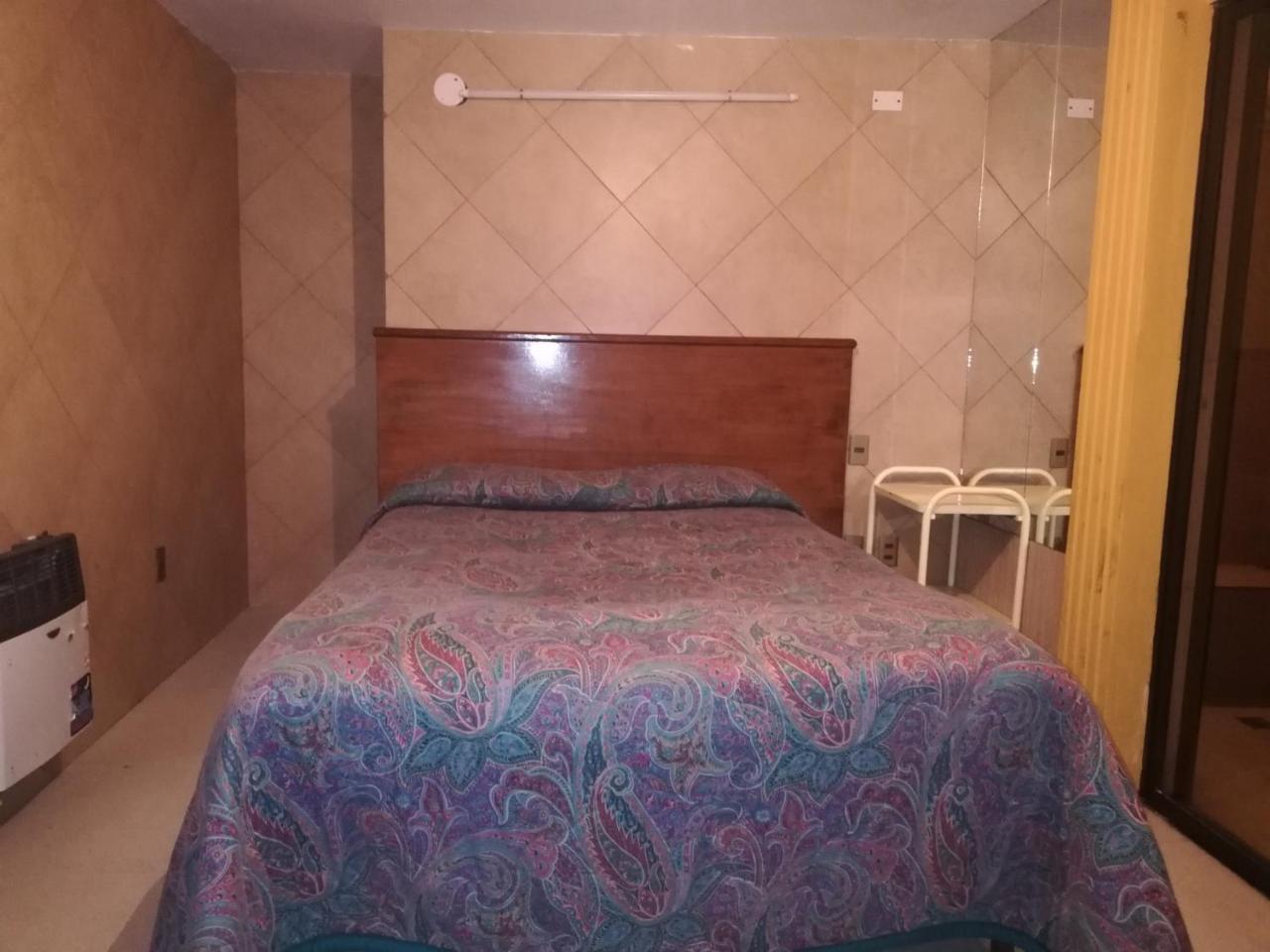 Hostal Rio Ibare Ла-Пас Экстерьер фото